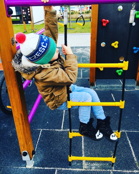 C69E2E12-1FCC-4649-B085-186CB9A74745