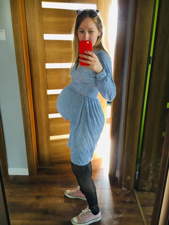 EDB1E77D-2D75-45FC-894E-56A563701CE7