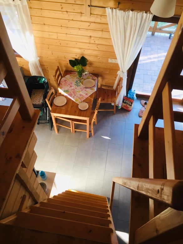 3B78AED7-46F3-4D0E-9054-E37046935454